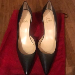 Never worn Louboutin Iriza with dust bag!